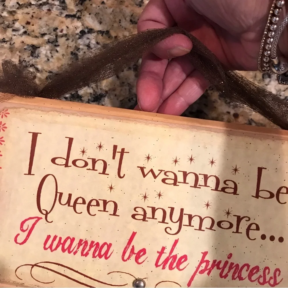 ▪️Handmade Wooden Sign